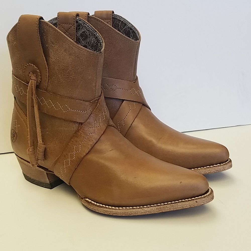 New Ariat Women's Stagecoach 10015337